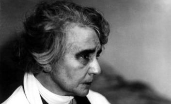 Portrait Louise Dumont. Düsseldorf, 1932