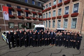 In den letzten zwölf Monaten haben insgesamt 56 neue Kräfte ihren Dienst aufgenommen. Zusätzlich starten jetzt 19 Nachwuchskräfte ihre Ausbildung. Foto: Landeshauptstadt Düsseldorf/David Young