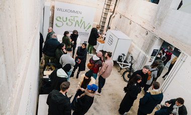 Rund 1.000 BesucherInnen kamen am 27. Januar zur ersten Ausgabe von SUSTAIN! Pop-up & Panels im Bilker Bunker. © Lars Dargel 