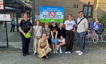 Foto der Aktion Qualmfreie Eingänge des Garather Kinderparlaments
