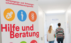 Schwangerschaftskonfliktberatung im Gesundheitsamt Düsseldorf © LHD/Melanie Zanin