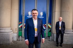 Der ehemalige Bayern-Profi Willy Sagnol trainiert Georgien bei der UEFA EURO 2024.