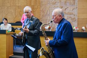 Das Duo Dave Saunders und Gary Jarmin sorgten für das musikalische Rahmenprogramm.