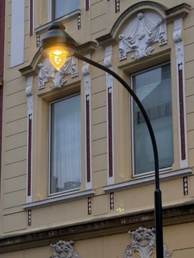 Beleuchtung Straussenkreuz