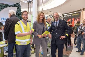 V.l.n.r.: Simon Höhner, Verkehrswacht, Antonia Schnelle, Amt für Verkehrsmanagement und Jochen Schütt, Polizei. Foto: Schaffmeister