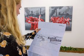 Rund 400 Künstlerinnen und Künstler machen mit und zeigen ihre Kunsträume den interessierten Besucherinnen und Besuchern an insgesamt 203 Standorten in Düsseldorf. Foto: Schaffmeister