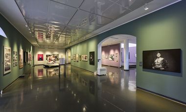 Blick in die neue Sonderausstellung "Perspektivwechel. Fotografinnen in Düsseldorf" im Stadtmuseum, Foto: Claus Langer.