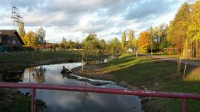Die südliche Düssel: Das Gebiet zwischen dem Spaltwerk Höherhof und dem Gothaer Weg wurde fertiggestellt und ist nun wieder für die Öffentlichkeit begehbar. Foto: Stadtentwässerungsbetrieb