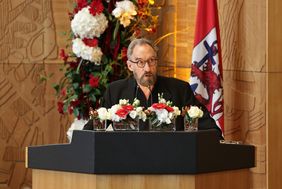 Die Laudatio hielt der Autor und Produzent Mario Krebs, Foto: David Young