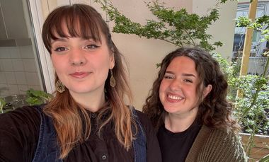 SPZ-Mitarbeiterinnen Lea Kramps und Mersiha Halilovic