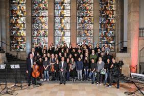 Weihnachtsmusizieren des Oberbürgermeisters mit der Werner-von-Siemens-Realschule im Thorn-Prikker-Foyer des Kunstpalastes. Foto: Zanin