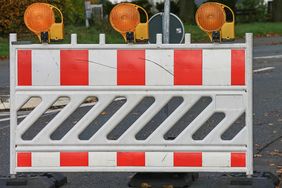 Kennedydamm wird am Wochenende in beide Richtungen gesperrt. Symbolbild: Pixaby