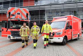Am Samstag, 10. Juni, präsentieren sich Ordnungsamt und Feuerwehr mit vielen weiteren Partnern wie Bundeswehr und Polizei auf der Blaulichtmeile am Rheinufer. Archiv-Foto: Schaffmeister