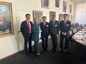 Koreanischer Unternehmerverein KEEN NRW e.V. zu Gast im Rathaus © Landeshauptstadt Düsseldorf, Claus Langer 
