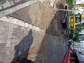 Karlstraße/Worringer Straße: Das Radwegeprojekt geht in den Endspurt: Bis voraussichtlich Ende August 2021 wird auf beiden Seiten ein Radfahrstreifen markiert. Foto: Amt für Verkehrsmanagement