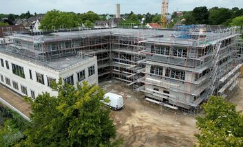 Richtfest an der Carl-Sonnenschein-Grundschule in Unterbach