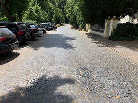 Die Straße "An Sankt Swidbert" wird auf einer Länge von 125 Metern umgestaltet. Foto: Amt für Verkehrsmanagement
