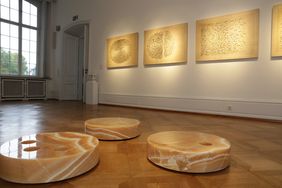 Aus Anlass von Günther Ueckers 90. Geburtstag in diesem Jahr zeigt das Goethe-Museum vom 8. September bis zum 15. November die Sonderausstellung "Orient und Okzident sind nicht mehr zu trennen. Uecker – Hafis – Goethe"; Foto: Ingo Lammert