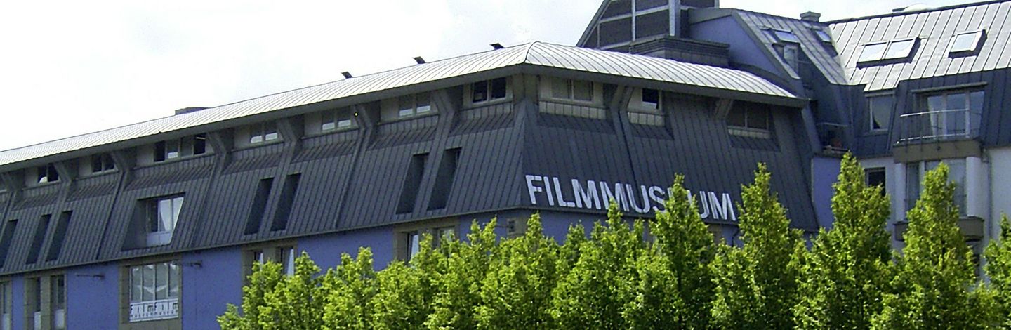 Filmmuseum Düsseldorf am alten Hafen