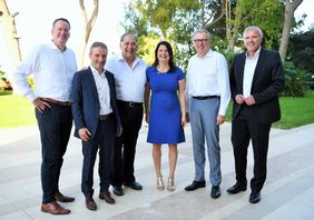 OB Michael Ebling (Mainz), OB Thomas Geisel (Düsseldorf), OB Yona Yahav (Haifa), Ulrike Hiller (Bevollmächtigte der Stadt Bremen beim Bund und bei der EU), OB Dr. Peter Kurz (Mannheim) und OB Andreas Bausewein (Erfurt)