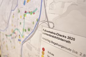 Zusammen mit den Teilnehmern wurden Begehungen in Unterrath, Lichtenbroich und Gerresheim geplant. Foto: Lammert