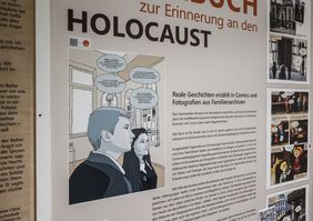 Blick in die Ausstellung, hier eine der Stationen