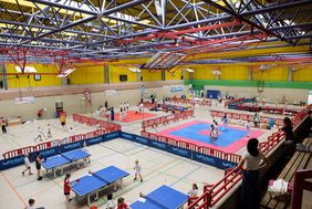 Blick in die Dreifach-Sporthalle der Dieter-Forte-Gesamtschule, in der die 18. Talentiade ausgerichtet wurde; Foto: Schaffmeister