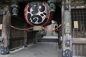 Mit einem Besuch des Shinshoji-Tempel in der Präfektur Chiba startete die Japan-Reise der Düsseldorfer Delegation.