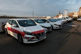 Die Elektroflotte der Landeshauptstadt Düsseldorf wird weiter ausgebaut. 41 neue E-Fahrzeuge sind jetzt beschafft worden. 1,37 Millionen Euro hat die Landeshauptstadt investiert. Foto: Michael Gstettenbauer