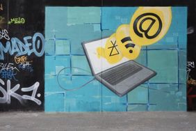 Mit dem neuen Gesetz stehen digitale Sicherheit und Fairness im Vordergrund. © Europäische Union, 2015, CC BY 4.0 - Quelle: EC-Audiovisual Services, Fotograf: Johanna Legurre, Künstler: Thomas Dechoux
