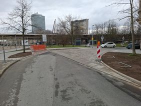 Radleitroute 1: Der Umbau der Moselstraße zur Fahrradstraße ist weit fortgeschritten. Die Aufpflasterung im nördlichen Abschnitt wurde bereits umgesetzt. Foto: Amt für Verkehrsmanagement