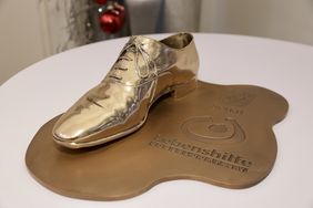 Der Goldene Lackschuh der DKG Weissfräcke geht in diesem Jahr an die Lebenshilfe Düsseldorf e.V.