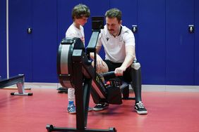 Beim Para Sport Day stellten Sportvereine aus Düsseldorf ihre Para-Sportangebote mit einem aktiven Schnuppertraining für Kinder der zweiten bis fünften Klassen im Deutschen Tischtennis Zentrum vor.