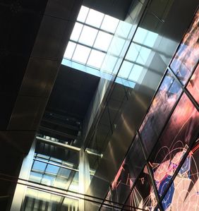 Blick auf das Oberlicht im U-Bahnhof Schadowstraße, das umgebaut werden wird. Foto: Amt für Verkehrsmanagement