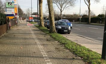 Bild von altem Bestandsradweg im Seitenraum