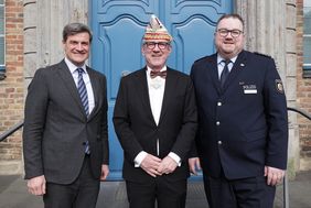 Ordnungsdezernent Christian Zaum, CC-Präsident Lothar J. Hörning und der Leitende Polizeidirektor Thorsten Fleiß (v.l.). Foto: David Young