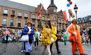 Impressionen vom Rosenmontagszug 2026 in Düsseldorf, Foto: Young.