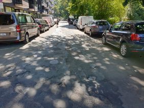Die Inselstraße wird mit einem Dünnschichtbelag instand gesetzt. Foto: Amt für Verkehrsmanagement