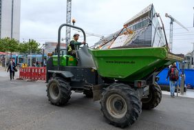Im dritten Bauabschnitt des Großprojekts Kö-Bogen laufen die Arbeiten auf Hochtouren. Foto: Uwe Schaffmeister