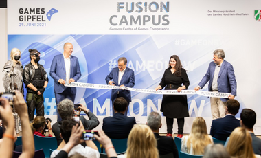 Ministerpräsident Armin Laschet eröffnet in Düsseldorf das Games-Kompetenzzentrum "Fusion Campus" © Land NRW / Marcel Kusch