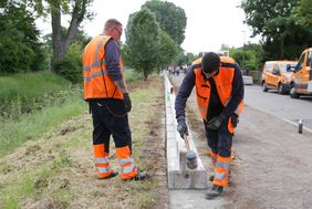 Die provisorische Hochwasserschutzmauer ist insgesamt 500 Meter lang. Foto: Landeshauptstadt Düsseldorf/Ingo Lammert