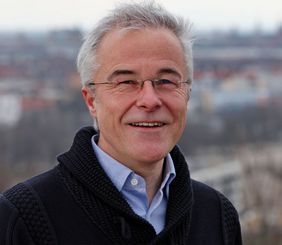 Gewinner des Friedrich Becker Preises: Goldschmied Michael Becker.  (C) Dirk Viehmann