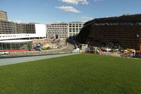 Blick auf den Gustaf-Gründgens-Platz. Foto: David Young